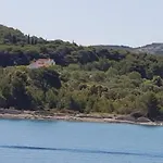 Holiday home Subasic Zlarin